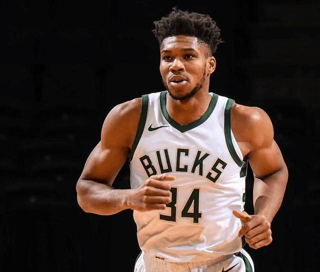 九游娱乐-蒂姆焦点对战，字母哥与40激战G2分钟，险胜胜负难料！赢得满堂喝彩(字母哥爆砍42分12板11助)