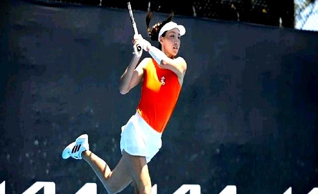 九游体育-包含莎拉波娃爆冷击败瑞士队，势不可挡引爆全场！的词条